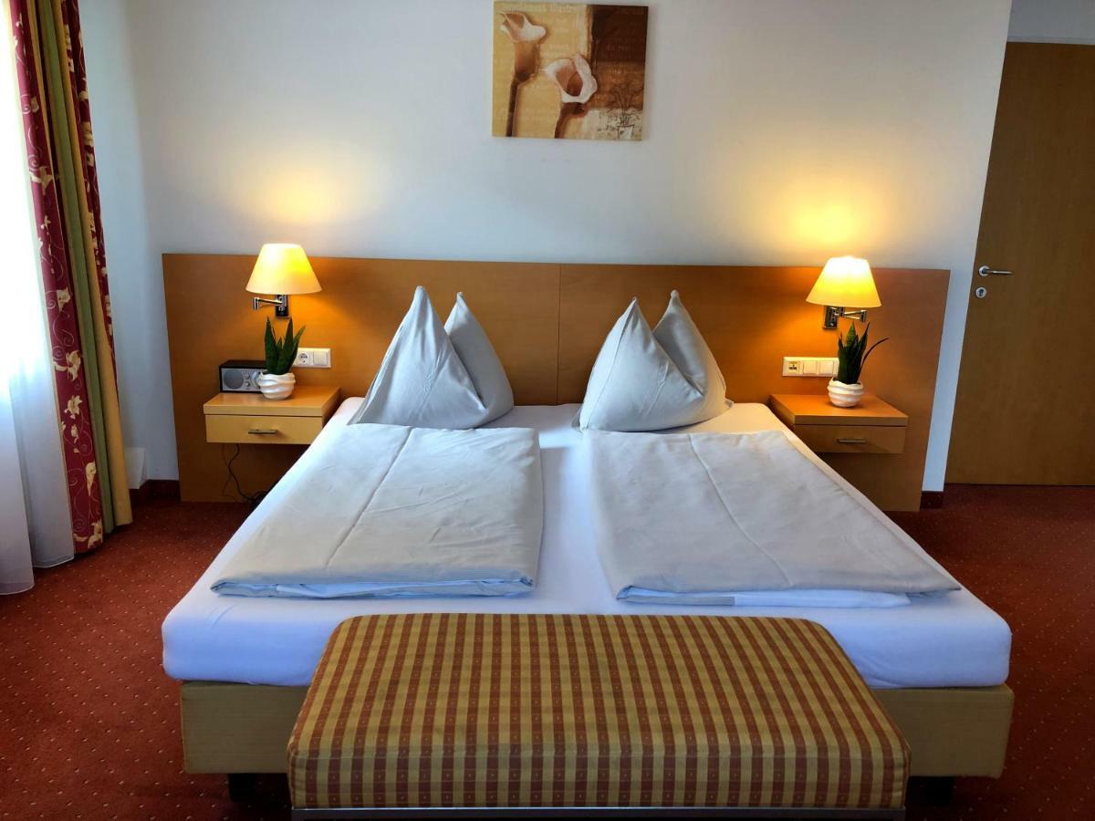 Motel55 - Nettes Hotel Mit Self Check-In In Villach, Warmbad Luaran gambar